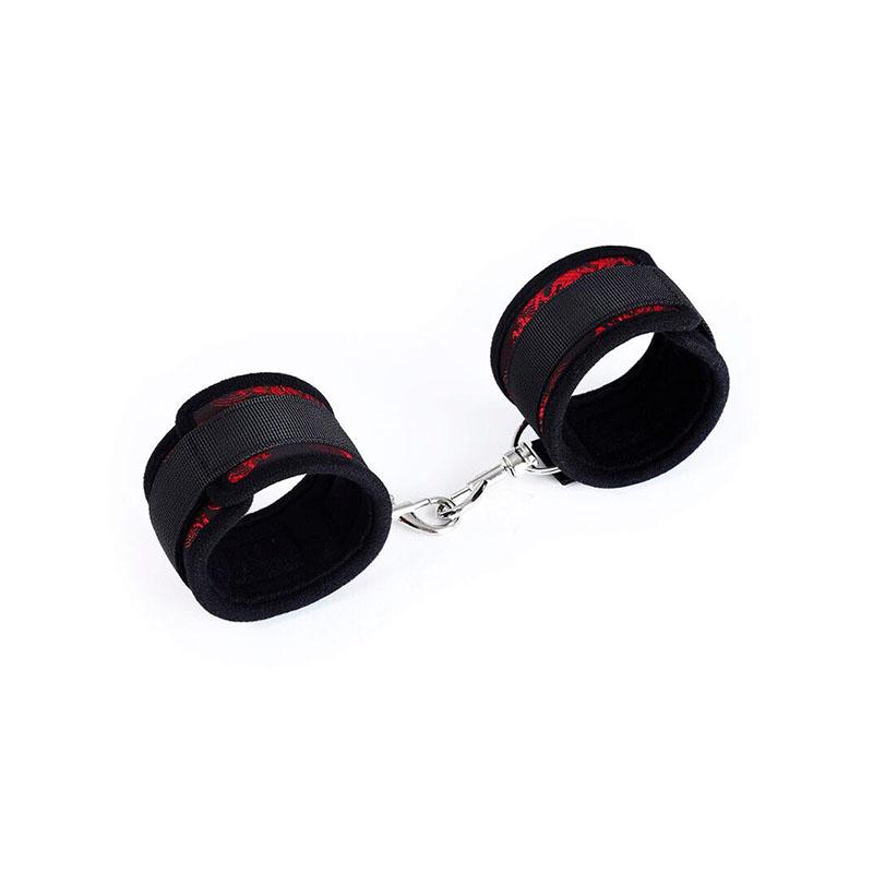 Esposas Muñecas Scandal