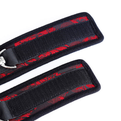 Esposas Muñecas Scandal