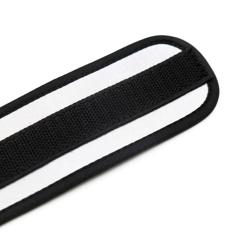 Esposas Muñecas Gris