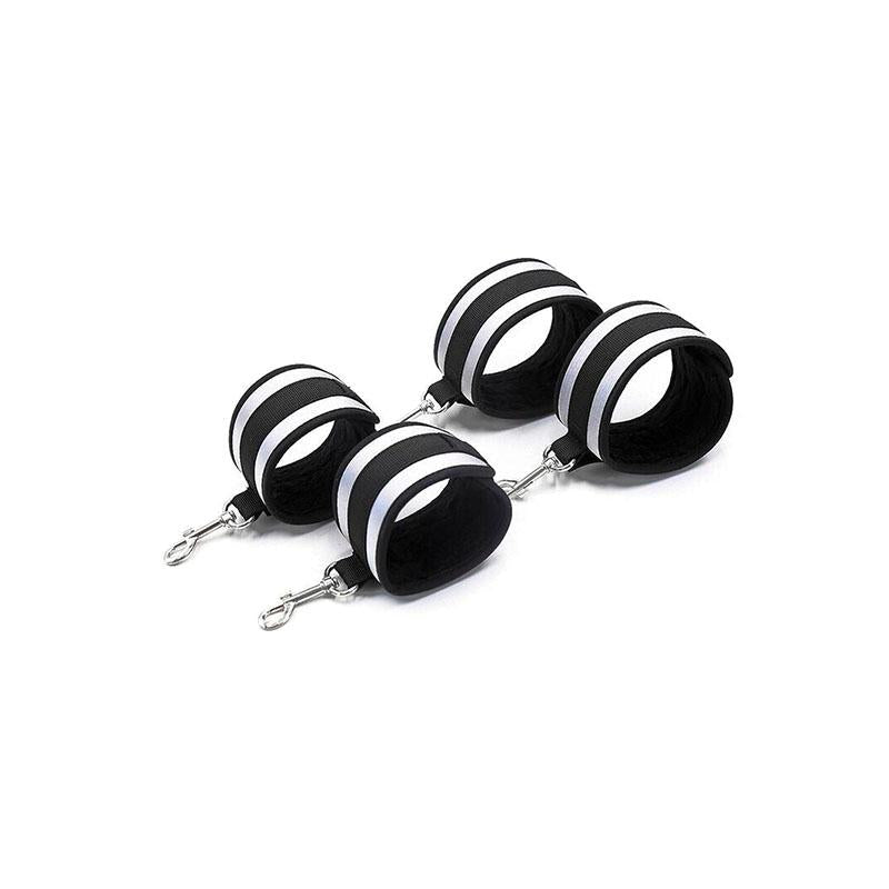 Esposas Muñecas Gris