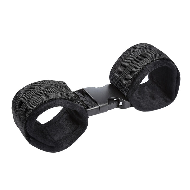 Restricciones Muñeca Con Broche