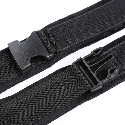 Restricciones Muñeca Con Broche
