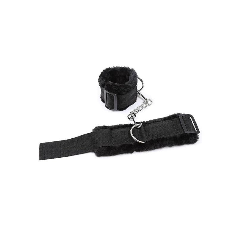 Restricciones Muñecas Con Pelitos