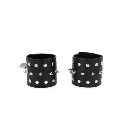Muñequeras Estilo Punk Con Pinchos 25 X 6 Cm