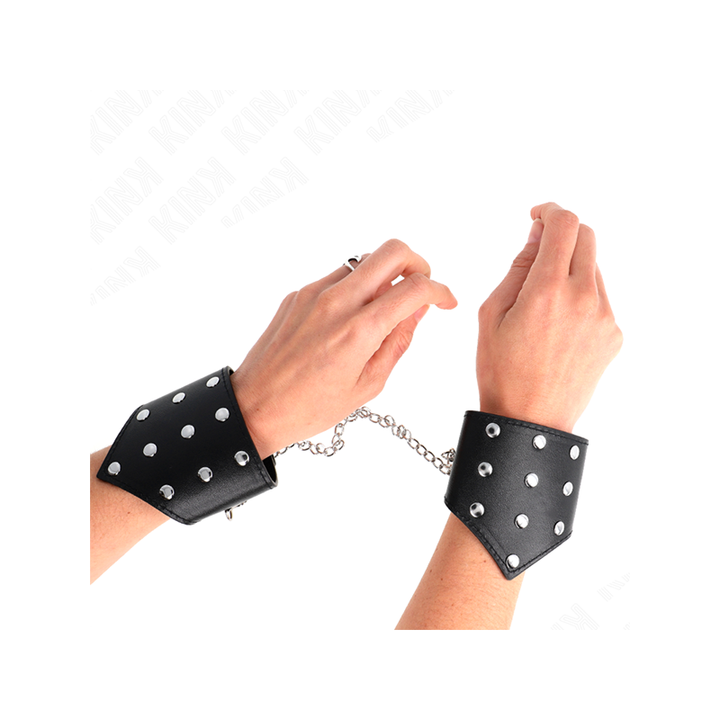Muñequeras Estilo Puntiagudo Negro Con Cadena Ajustable 17-23 Cm X 8.5 Cm