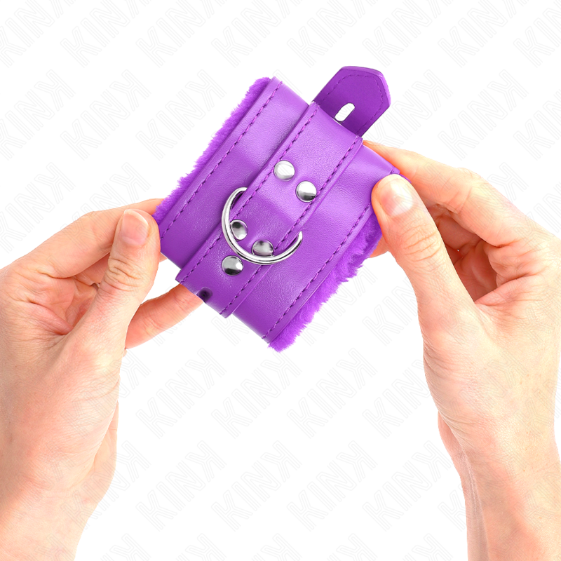 Muñequeras Forradas Con Agujeros Cuadrados Violeta Y Correa Violeta Ajustable 17-29 Cm X 6 Cm