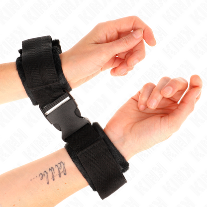 Muñequeras Nylon Negro Modelo 1 Ajustable 25-35 Cm X 6 Cm