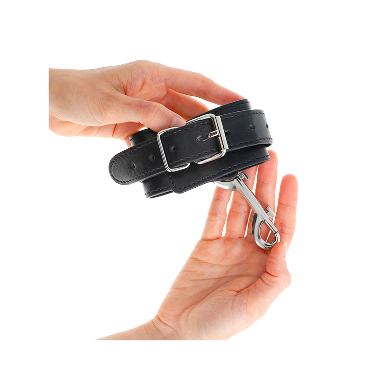 Muñequeras Simples Con Fila De Remaches Y Hebilla Grande Negro Ajustable 17-28 Cm X 5 Cm