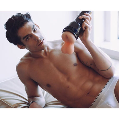 Masturbador Con Testiculos