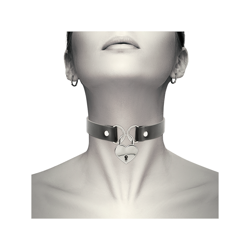 Collar Cuero Vegano Accesorio Corazón Con Llave